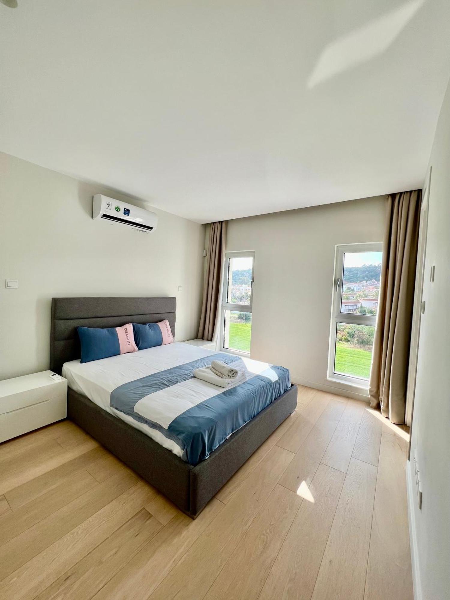 Emerald Suites โปรทาราส ห้อง รูปภาพ