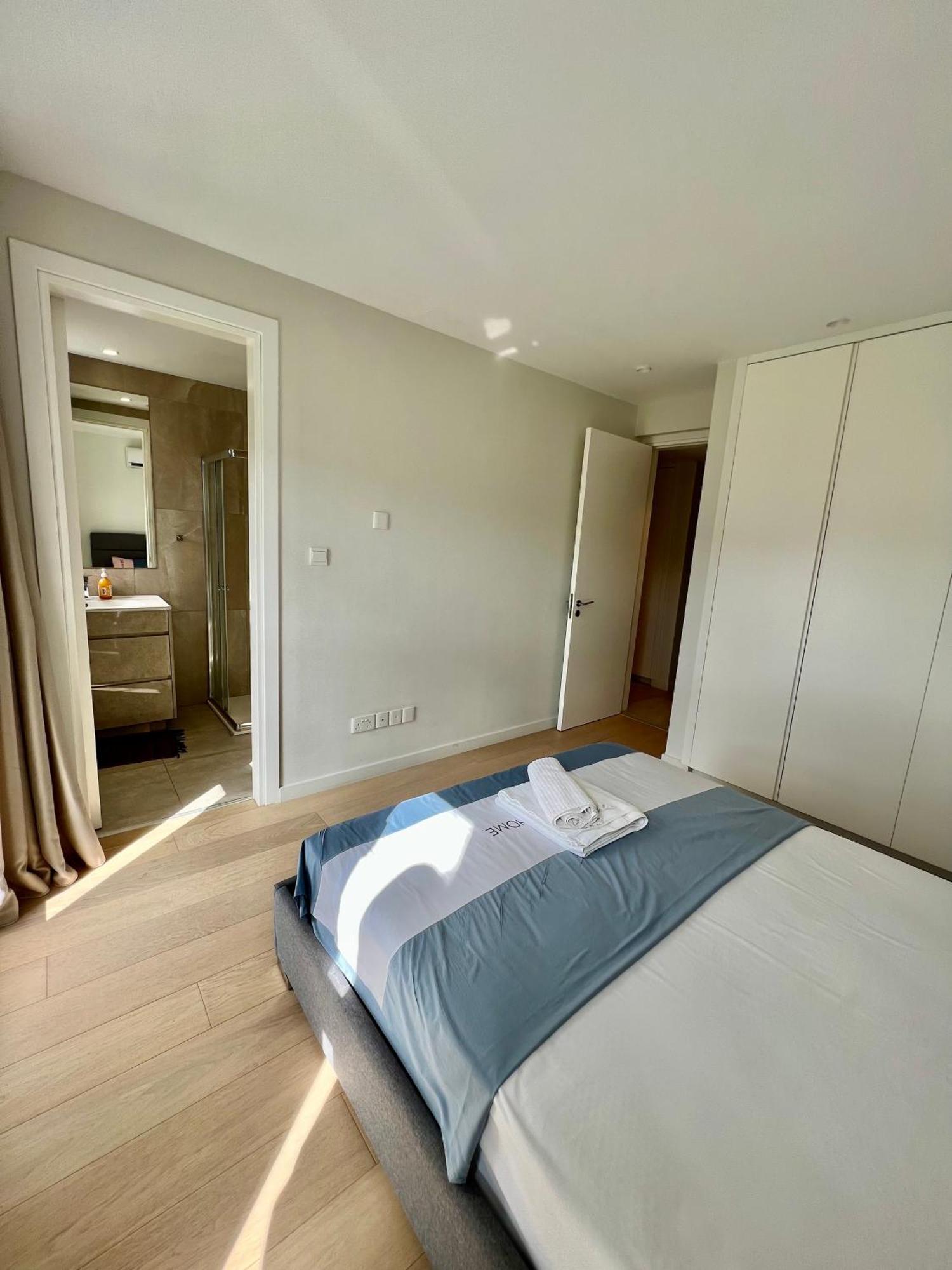 Emerald Suites โปรทาราส ห้อง รูปภาพ