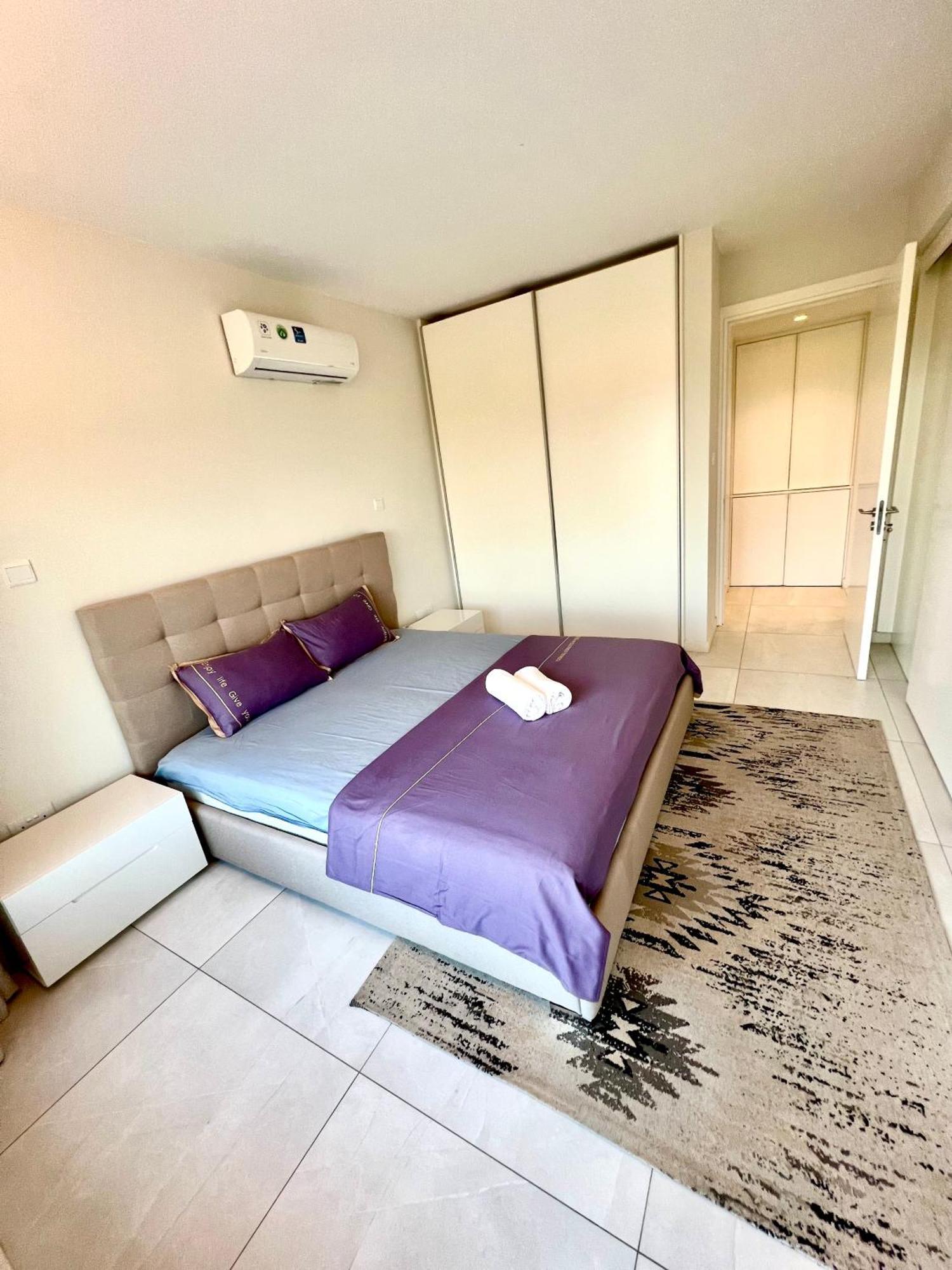 Emerald Suites โปรทาราส ห้อง รูปภาพ